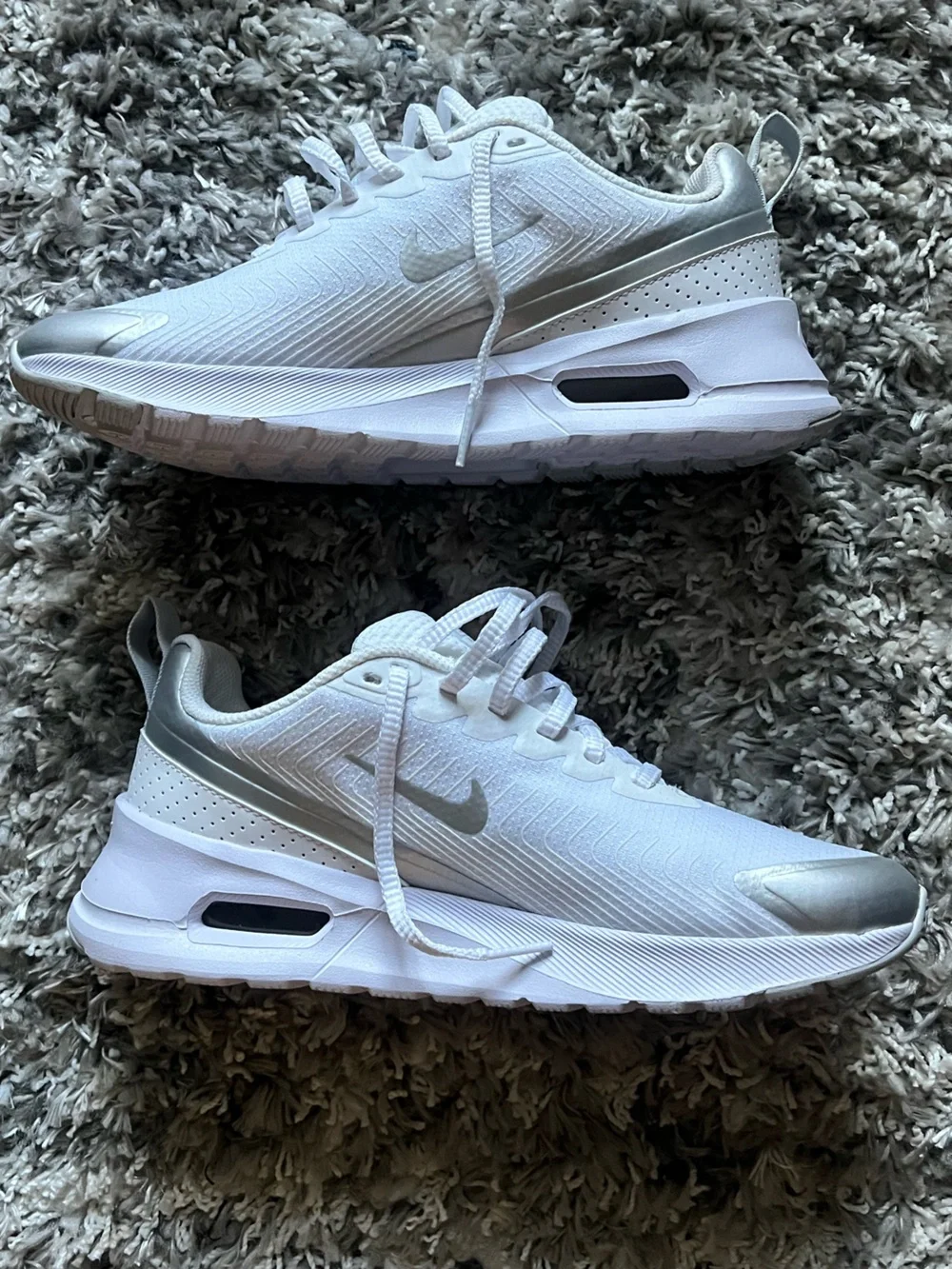 NWOT Nike Air Max